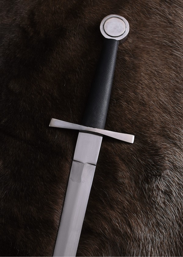 Épée médiévale à une main