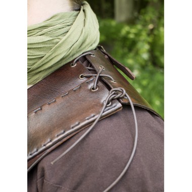 Cuirasse en cuir