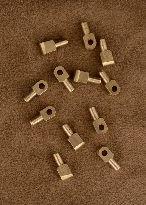 Rivets de remplacement pour casques