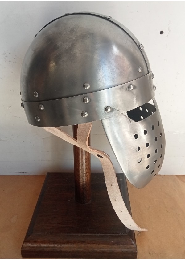 Casque Médiéval à faciale