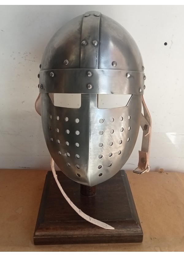 Casque Médiéval à faciale
