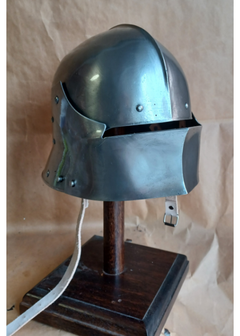 Casque Salade Gothique