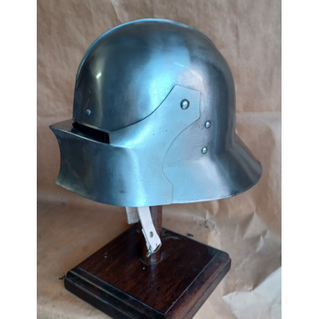 Casque Salade Gothique