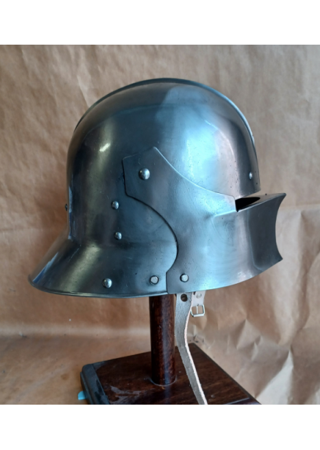 Casque Salade Gothique