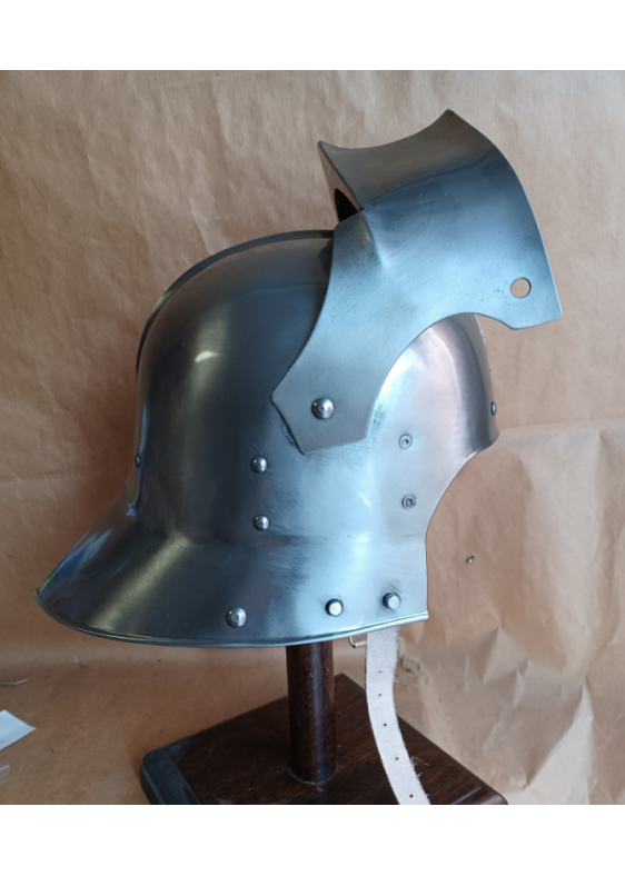 Casque Salade Gothique