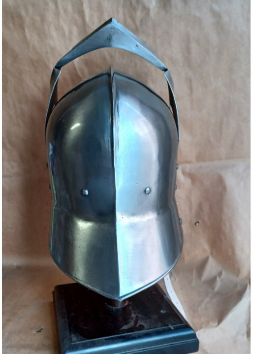 Casque Salade Gothique