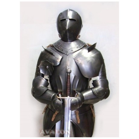 Armure médiévale en acier