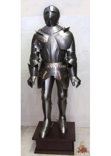 Armure médiévale en acier