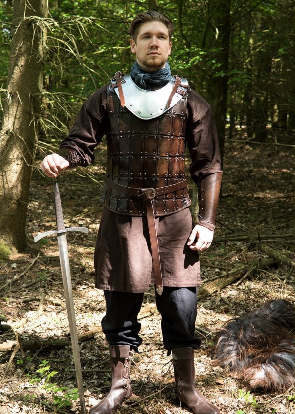 Brigantin médiéval - armure de cuir