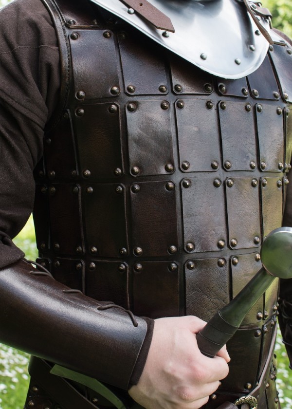 Brigantin médiéval - armure de cuir