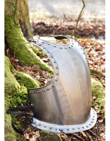Cuirasse médiévale - avec gravures