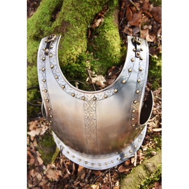 Cuirasse médiévale - avec gravures
