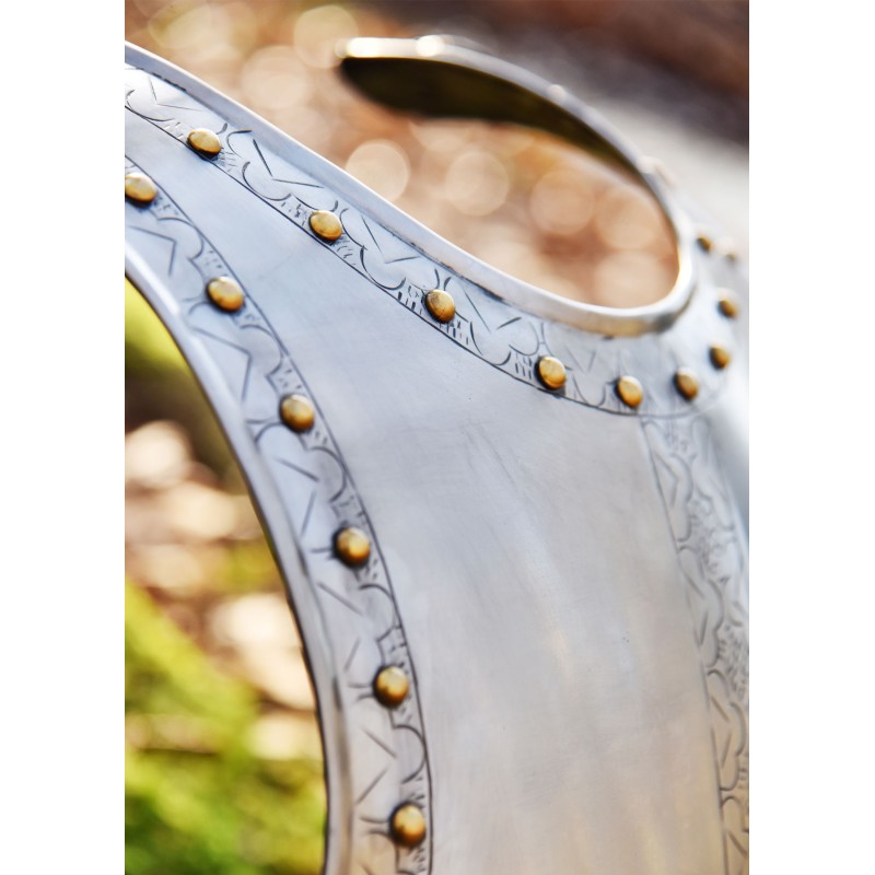 Cuirasse médiévale - avec gravures