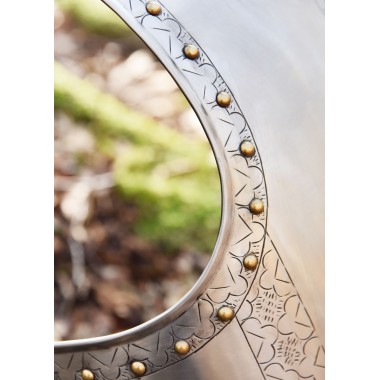 Cuirasse médiévale - avec gravures