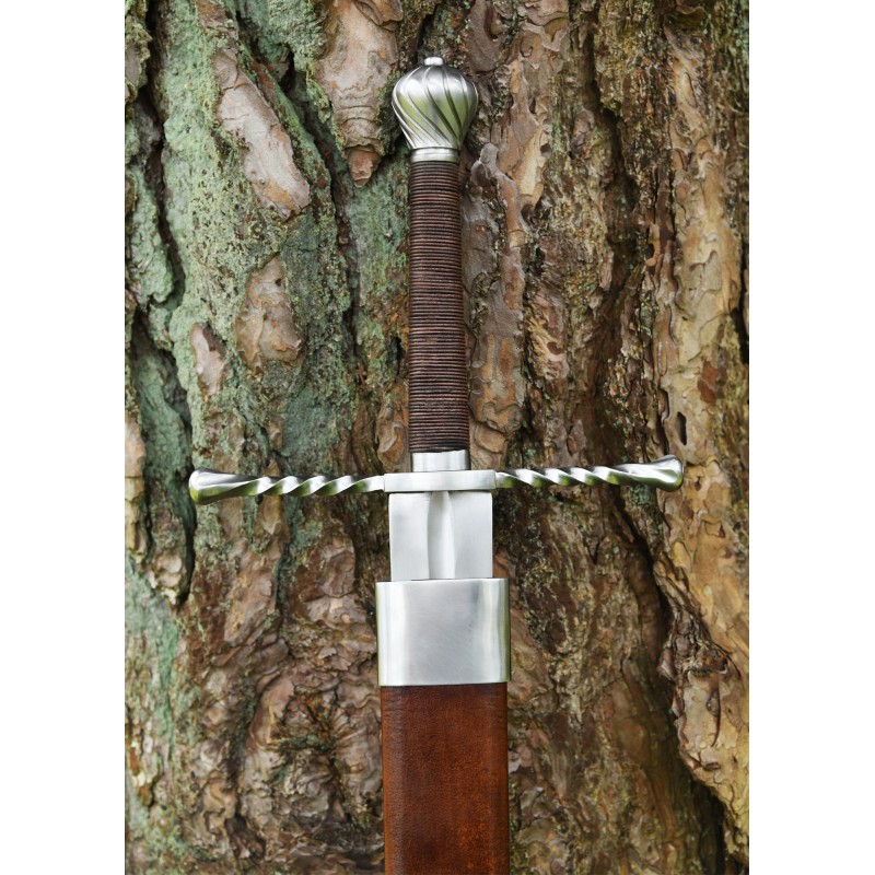 Épée bâtarde, une demi-mains