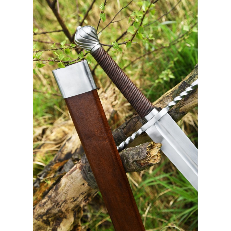 Épée bâtarde, une demi-mains