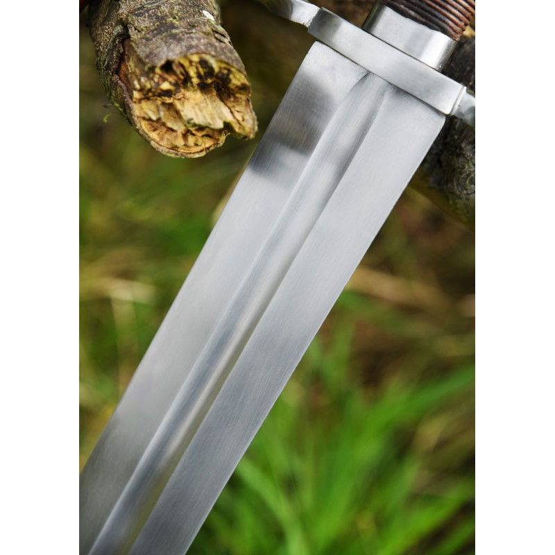 Épée bâtarde, une demi-mains