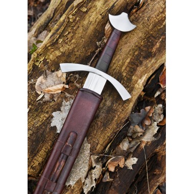 Épée de chevalier avec fourreau