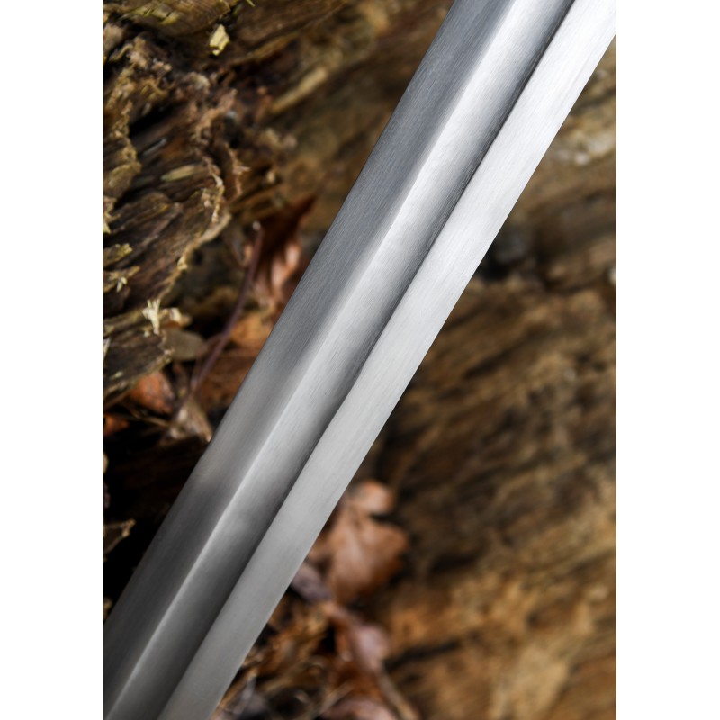 Épée de chevalier avec fourreau