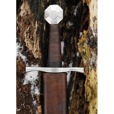 Épée médiévale avec fourreau