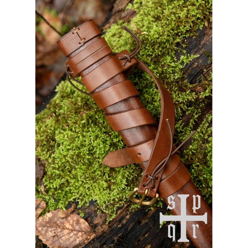 Fourreau médiéval en cuir avec ceinture