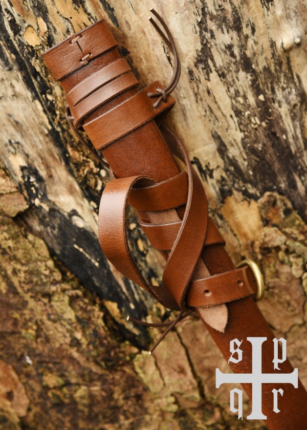 Fourreau médiéval en cuir avec ceinture