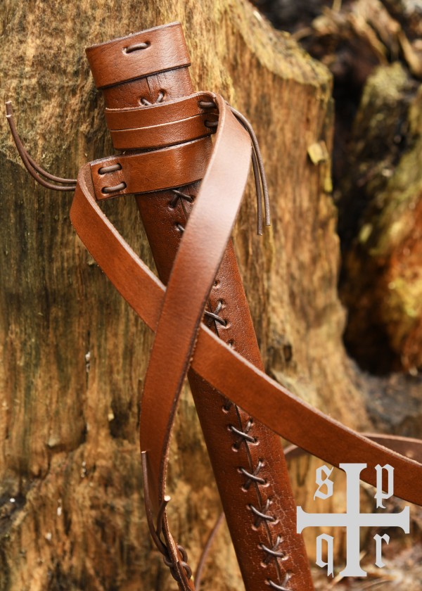 Fourreau médiéval en cuir avec ceinture