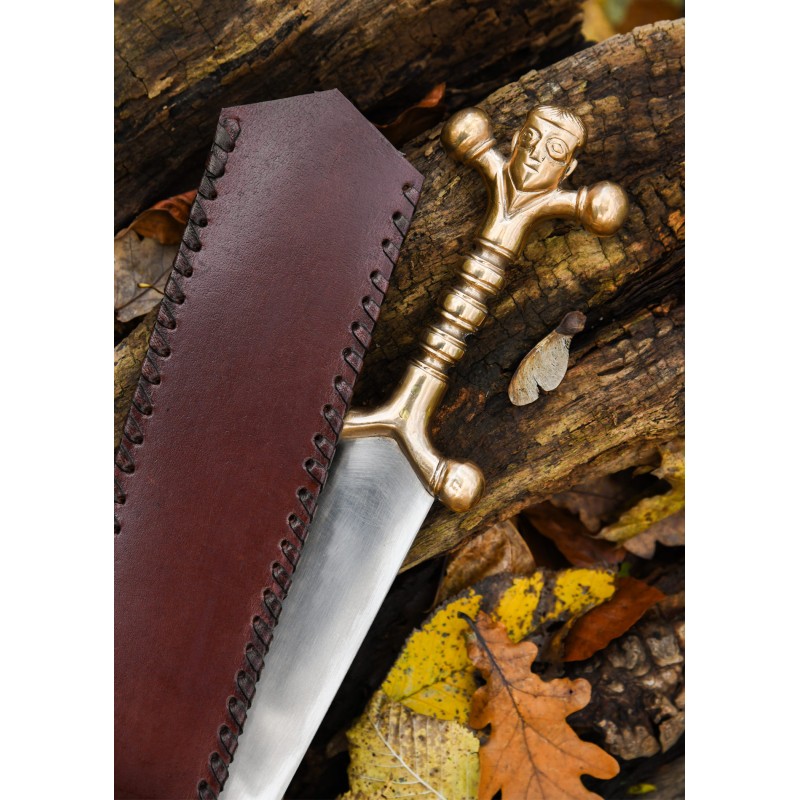 Dague celtique avec fourreau