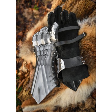 Gantelets Médiévaux en acier, rivetés