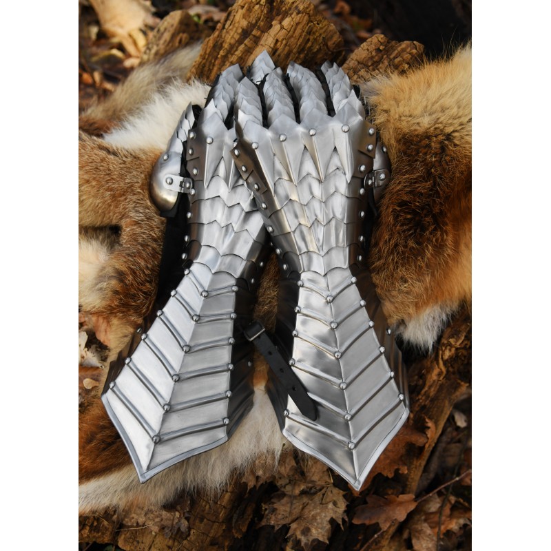 Gantelets médiévaux gothique
