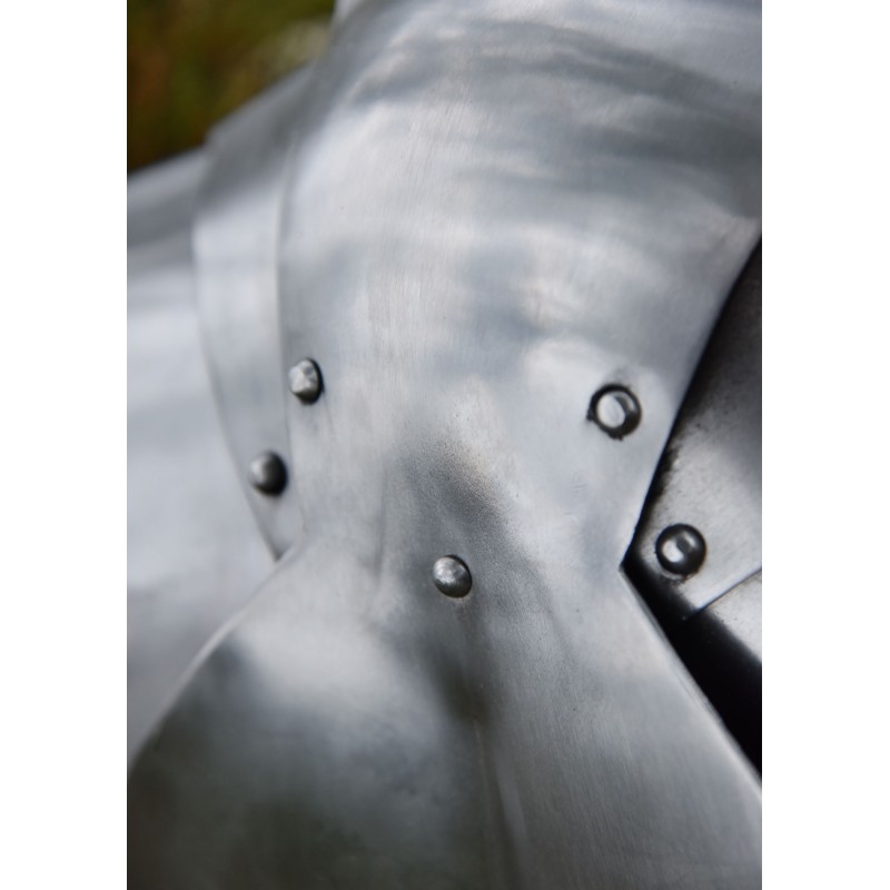 Genouillères XVe siècle, acier 1,6 mm