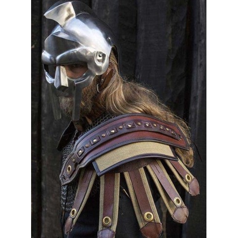 Épaulières romaines en cuir