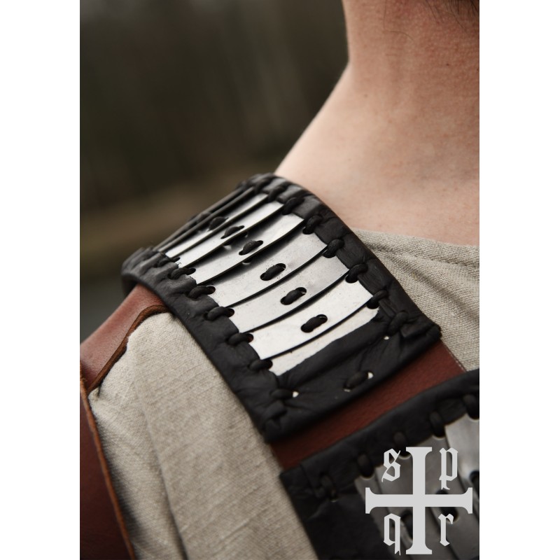 Armure à lamelles type cuir Birka et acier