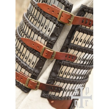 Armure à lamelles type cuir Birka et acier