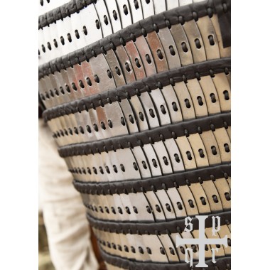 Armure à lamelles type cuir Birka et acier