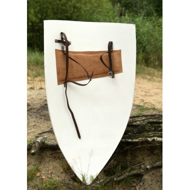 Grand bouclier en bois