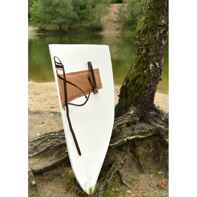 Grand bouclier en bois