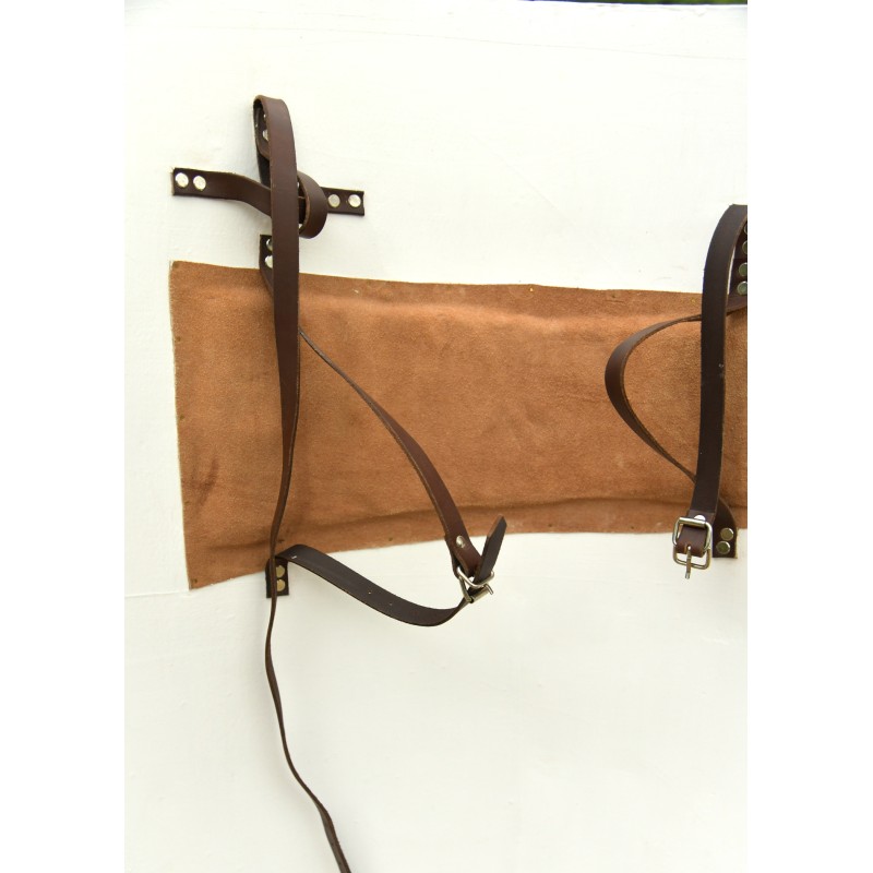 Grand bouclier en bois