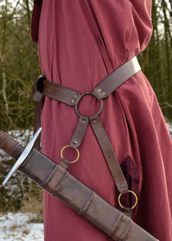 Ceinture d'épée médiévale