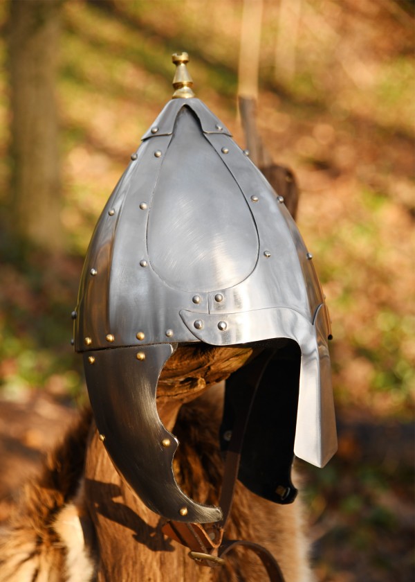 Casque Spangenhelm germanique