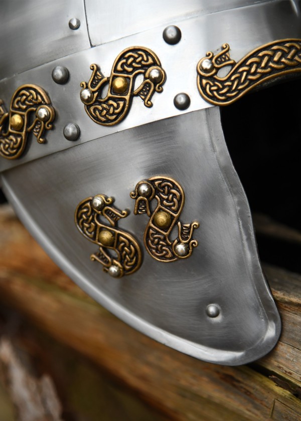 Casque de dragon vieux norrois