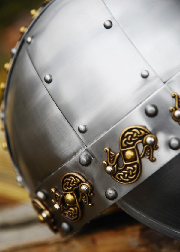 Casque de dragon vieux norrois