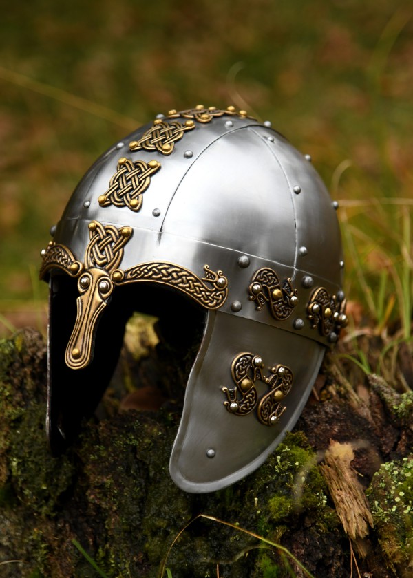 Casque de dragon vieux norrois