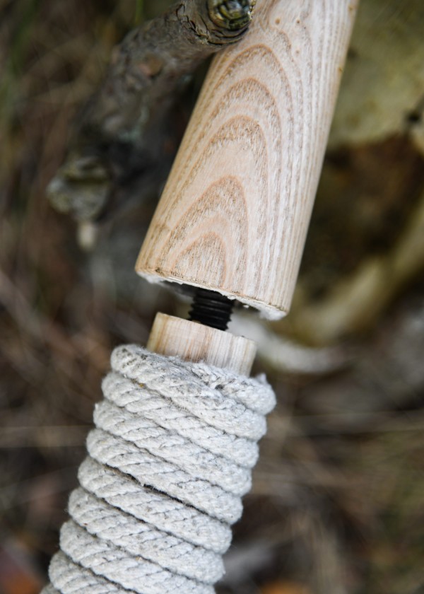 Pilum romain avec manche en bois