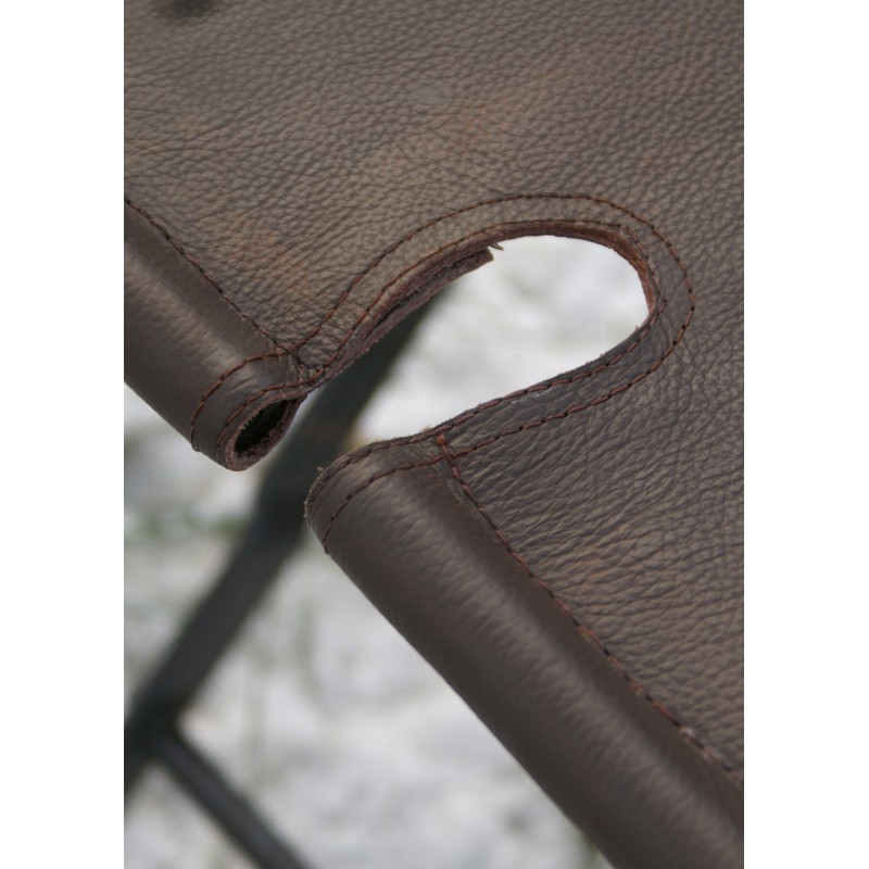 Tabouret pliant romain