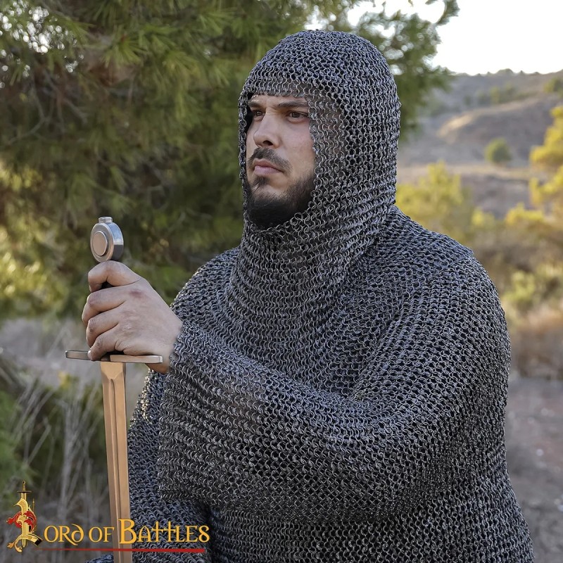 Camail anneaux ronds rivetés 8mm