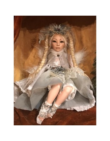 Poupée en Porcelaine fée Gelée matinale