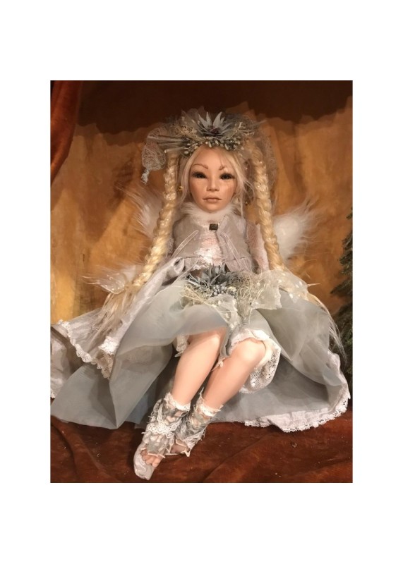 Poupée en Porcelaine fée Gelée matinale
