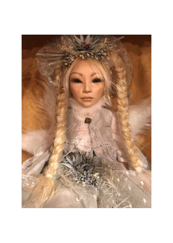 Poupée en Porcelaine fée Gelée matinale