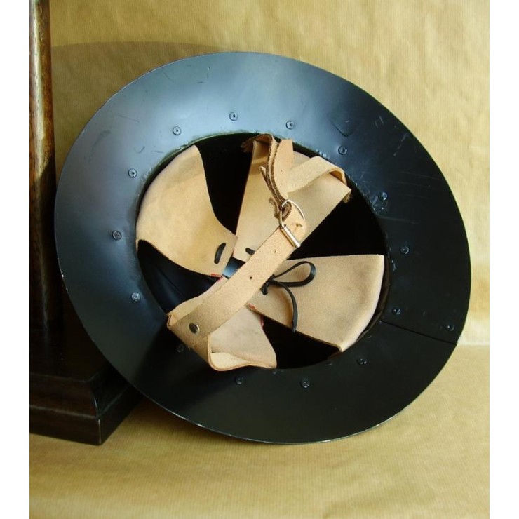 Chapel de Fer, Casque Médiéval